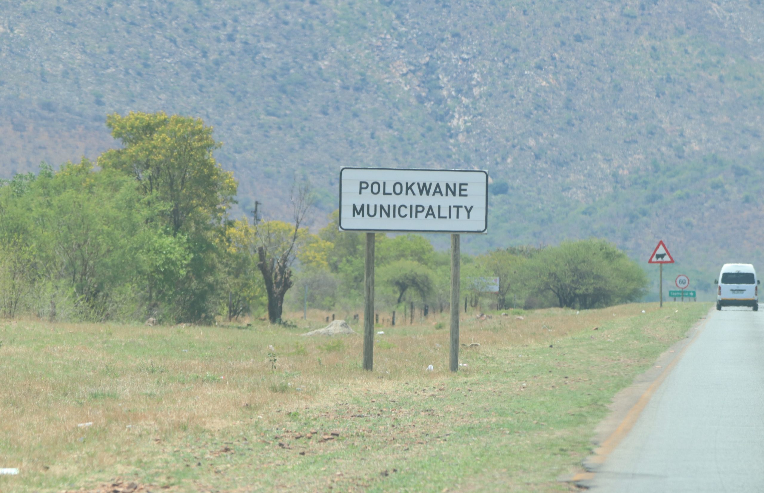 The Polokwane Municipality has condemned the attempted illegal occupation of land along Matlala Road on Vergunning 677 LS, Middelpunt 676 LS and Portion 1 of Morgenzon 690 LS between Extension 76 and Bloedrivier Bridge, Limpopo.