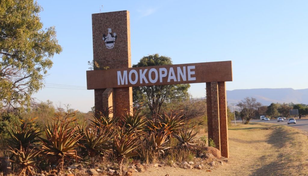 Alleged Taxi patrols harass private vehicle drivers.